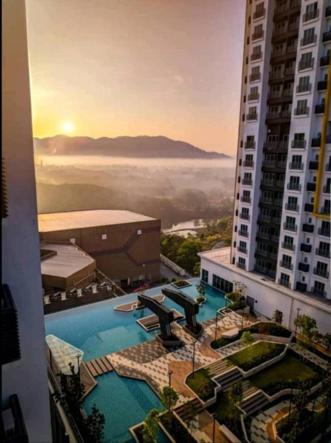 Mesahill Nilai 2 Room Condo - Fast Wifi, Amazing Pool & Tv Exterior foto